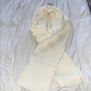 🔆 ivory scarf with pearl beading 🔆
